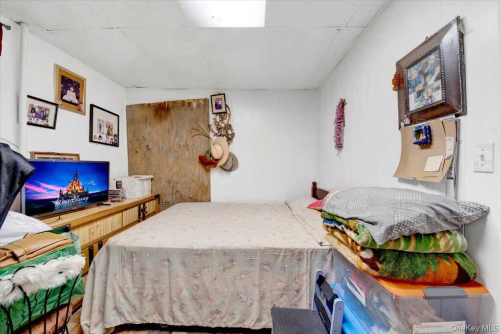 14 Bartels Place, New Rochelle, NY 10801 - Photo 20 of 21