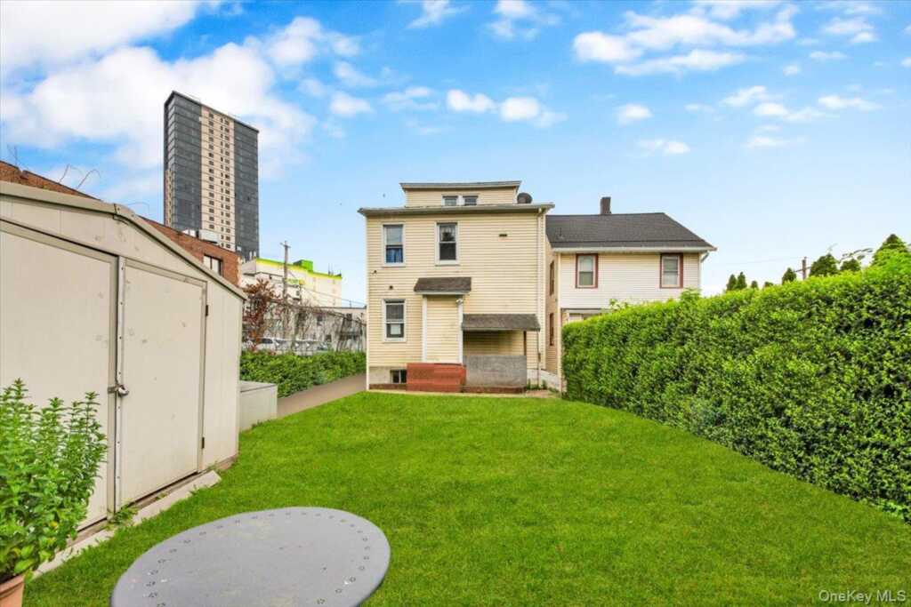 14 Bartels Place, New Rochelle, NY 10801 - Photo 21 of 21