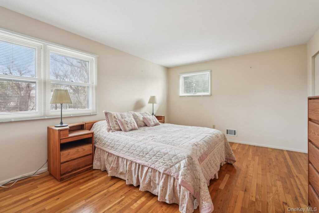 23 Oriole Road, New City, NY 10956 - Photo 26 of 43