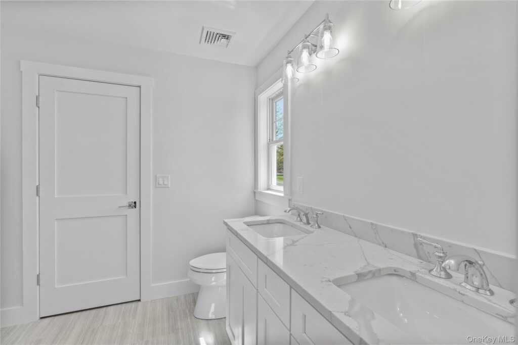 561 King Street, Rye, NY 10573 - Photo 24 of 32