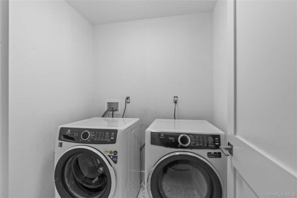 561 King Street, Rye, NY 10573 - Photo 26 of 32