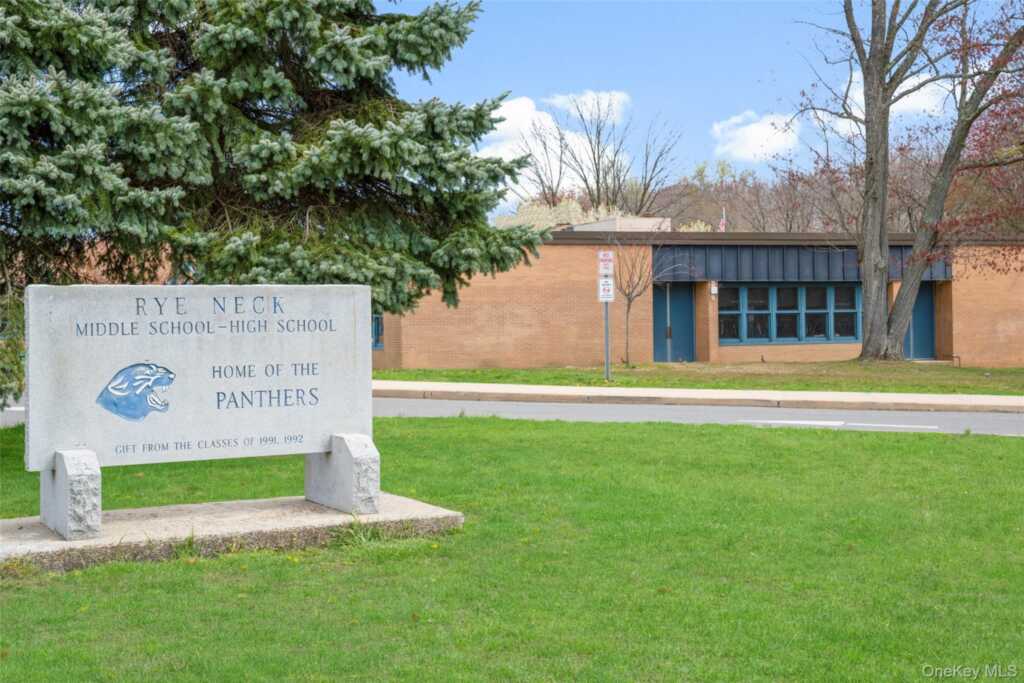 323 Wagner Avenue, Rye, NY 10543 - Photo 25 of 29