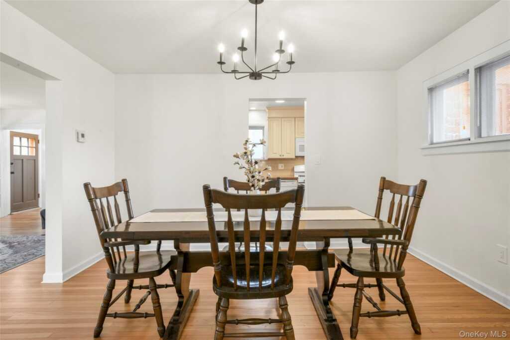 323 Wagner Avenue, Rye, NY 10543 - Photo 6 of 29