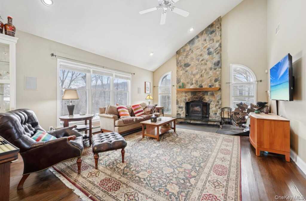 7 Gooler Court, Stony Point, NY 10980 - Photo 7 of 35