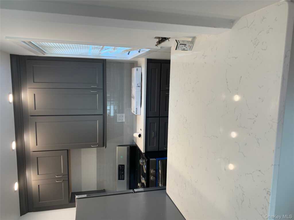 87 Sickles Avenue, Unit #85, New Rochelle, NY 10801 - Photo 3 of 10