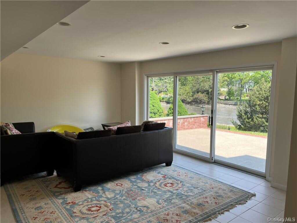 13 Dock Pathway, New Rochelle, NY 10801 - Photo 14 of 17