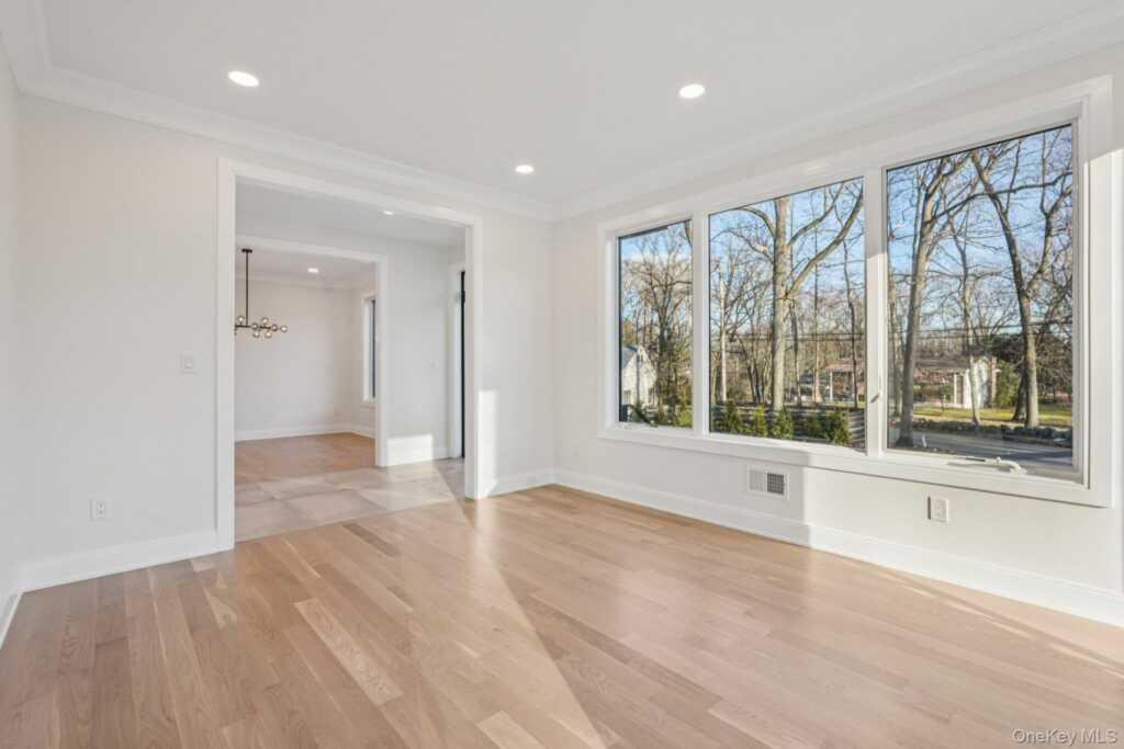 400 Phillips Hill Road, New City, NY 10956 - Photo 15 of 50