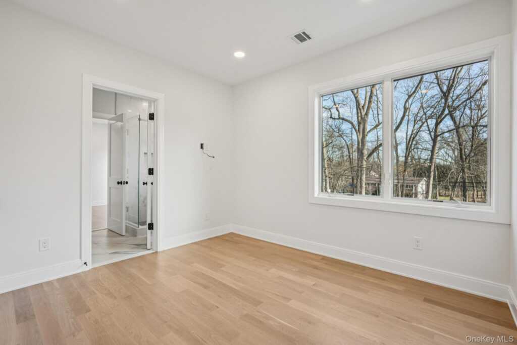 400 Phillips Hill Road, New City, NY 10956 - Photo 16 of 50