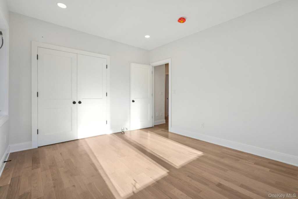 400 Phillips Hill Road, New City, NY 10956 - Photo 19 of 50