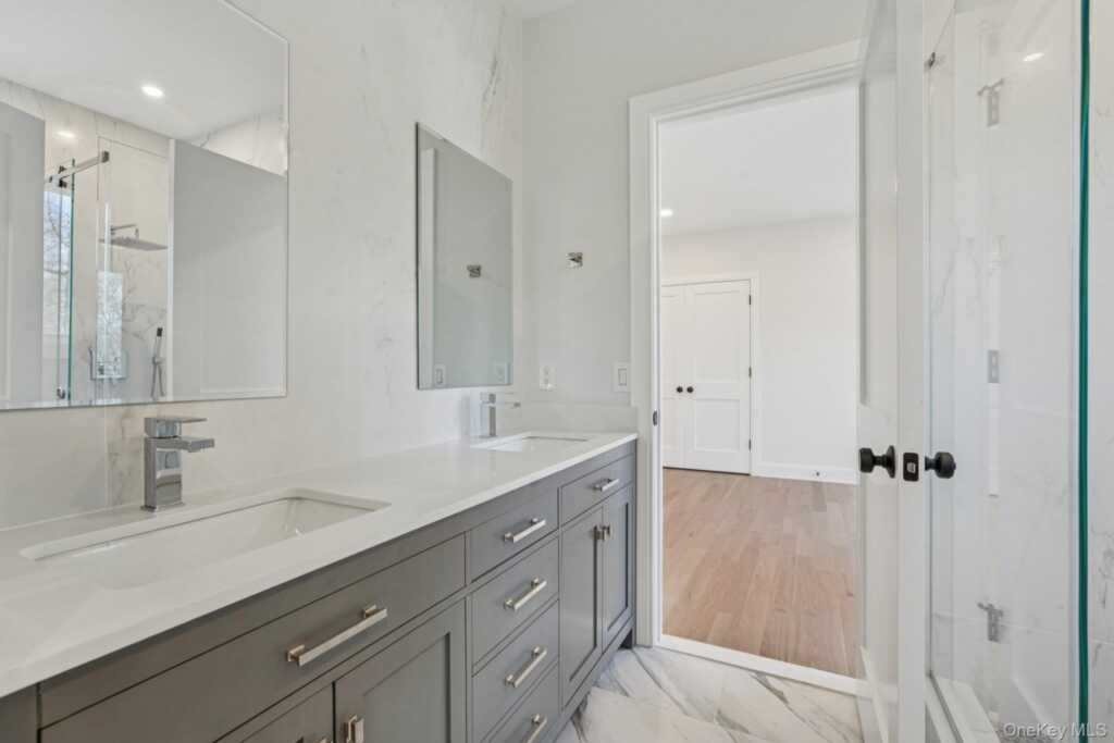 400 Phillips Hill Road, New City, NY 10956 - Photo 23 of 50