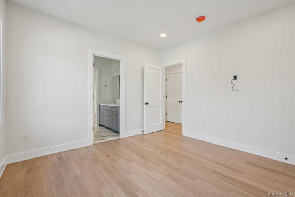 400 Phillips Hill Road, New City, NY 10956 - Photo 25 of 50