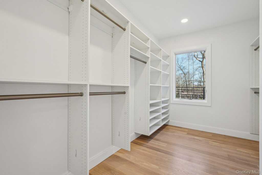 400 Phillips Hill Road, New City, NY 10956 - Photo 30 of 50