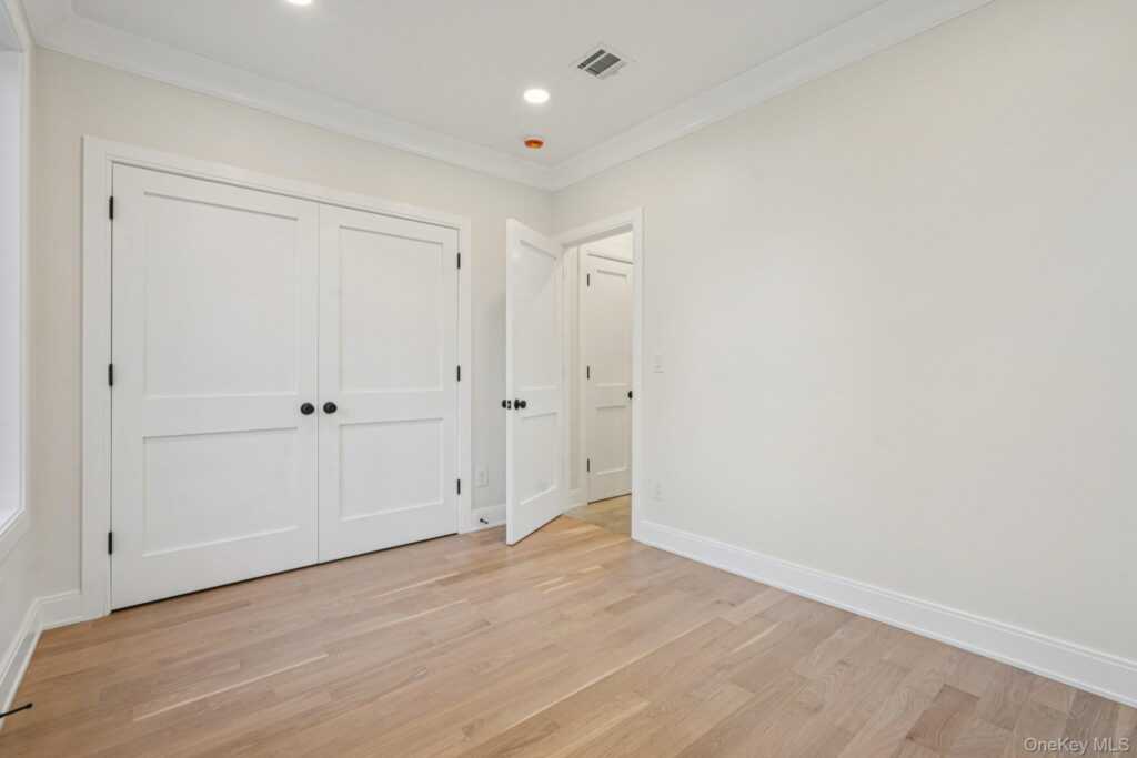 400 Phillips Hill Road, New City, NY 10956 - Photo 40 of 50