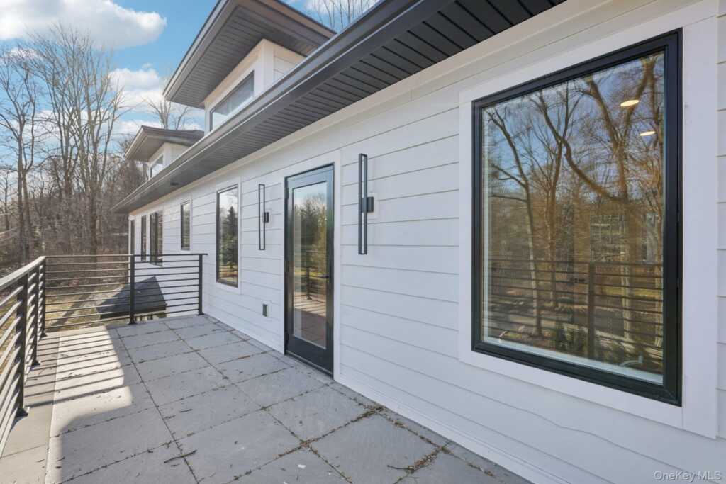 400 Phillips Hill Road, New City, NY 10956 - Photo 46 of 50