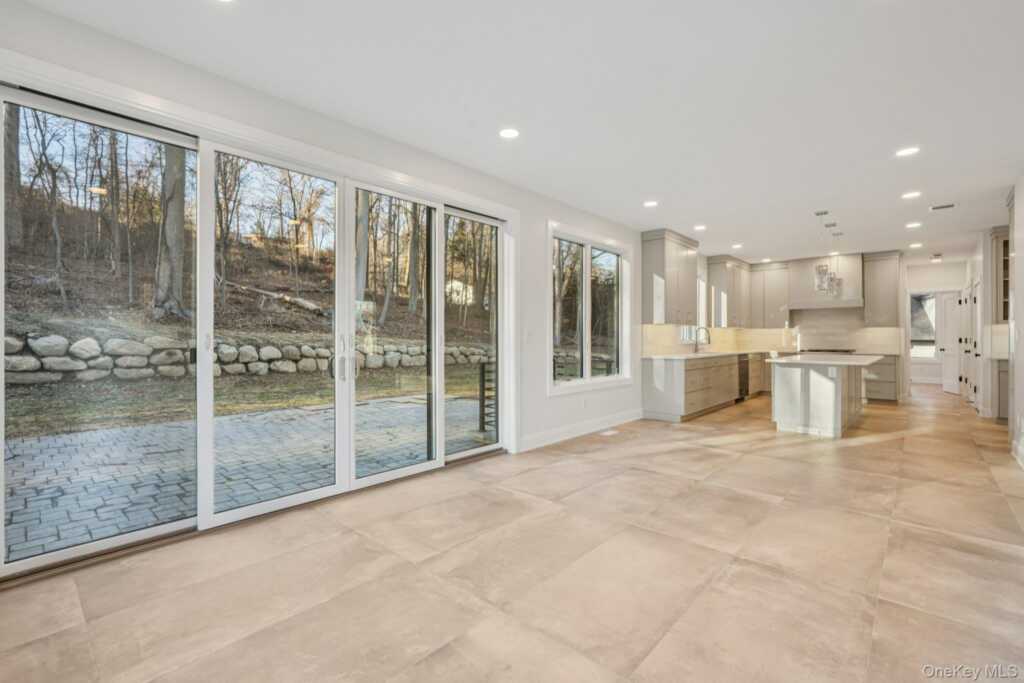 400 Phillips Hill Road, New City, NY 10956 - Photo 9 of 50