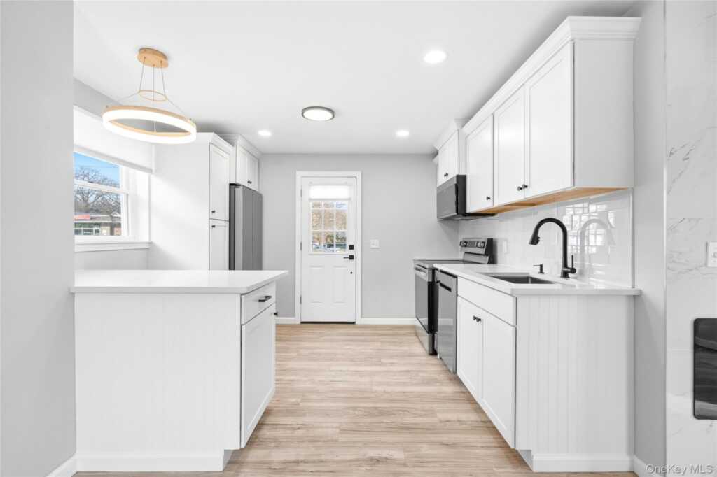 78 Maple Avenue, New City, NY 10956 - Photo 10 of 31