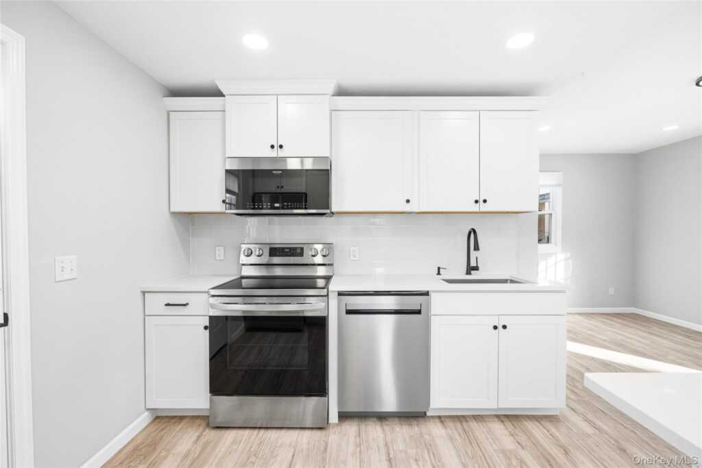 78 Maple Avenue, New City, NY 10956 - Photo 15 of 31