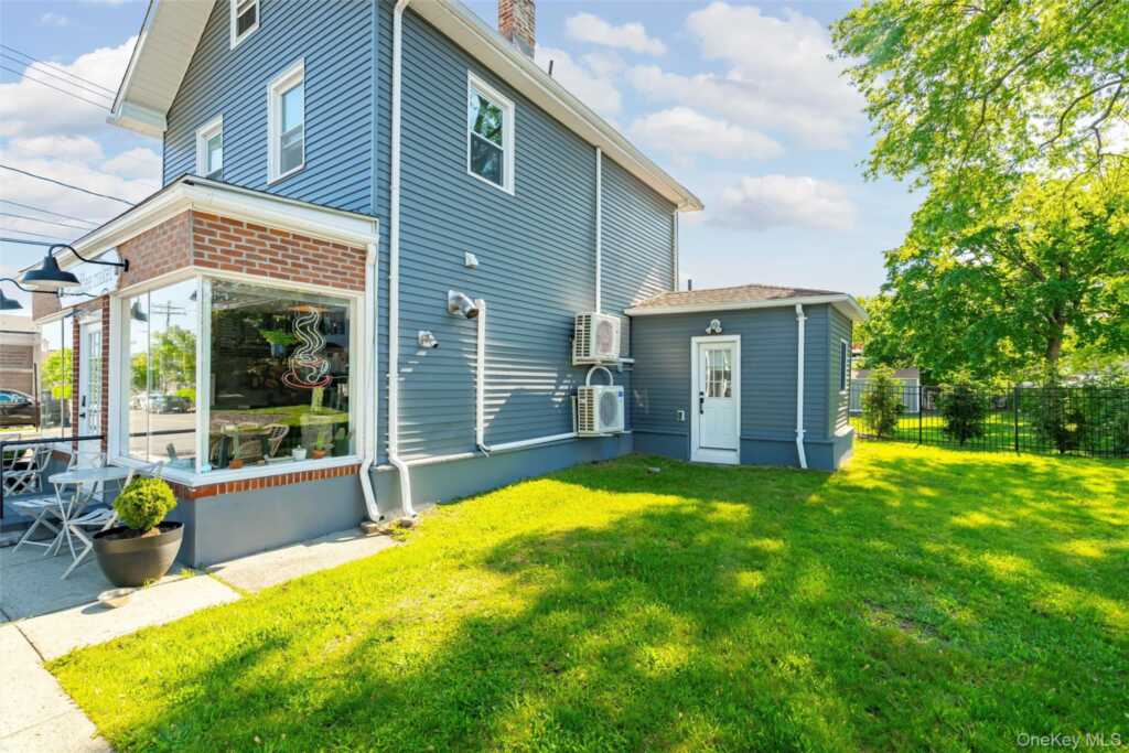 78 Maple Avenue, New City, NY 10956 - Photo 2 of 31