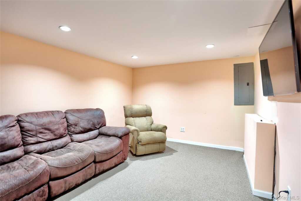 5 Raven Terrace, New City, NY 10956 - Photo 18 of 26