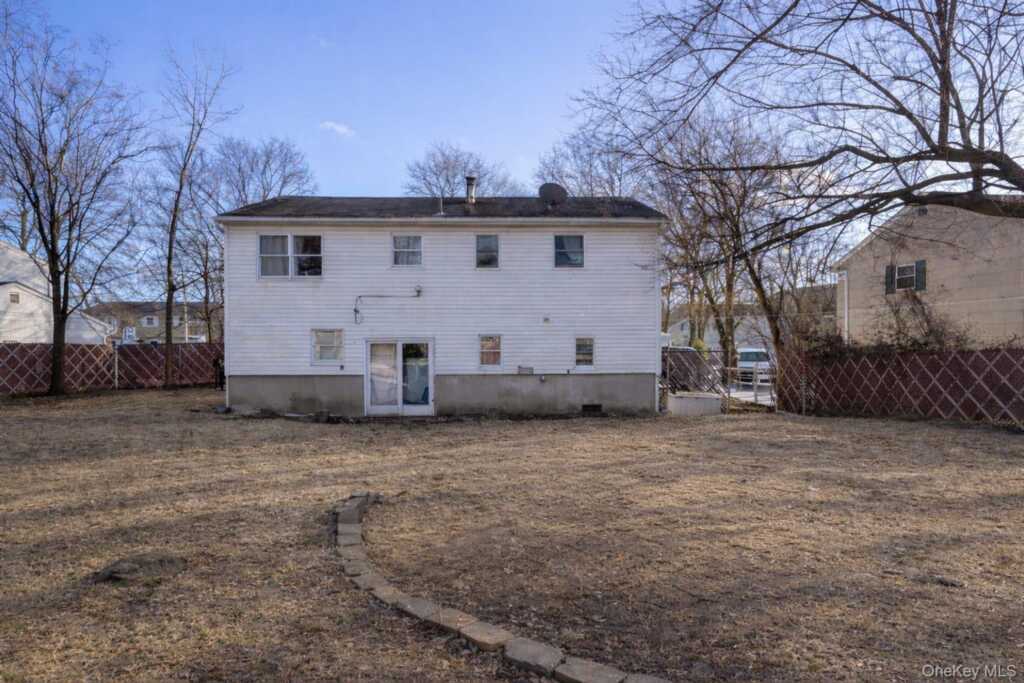 10 Valley Drive, Nanuet, NY 10954 - Photo 16 of 19