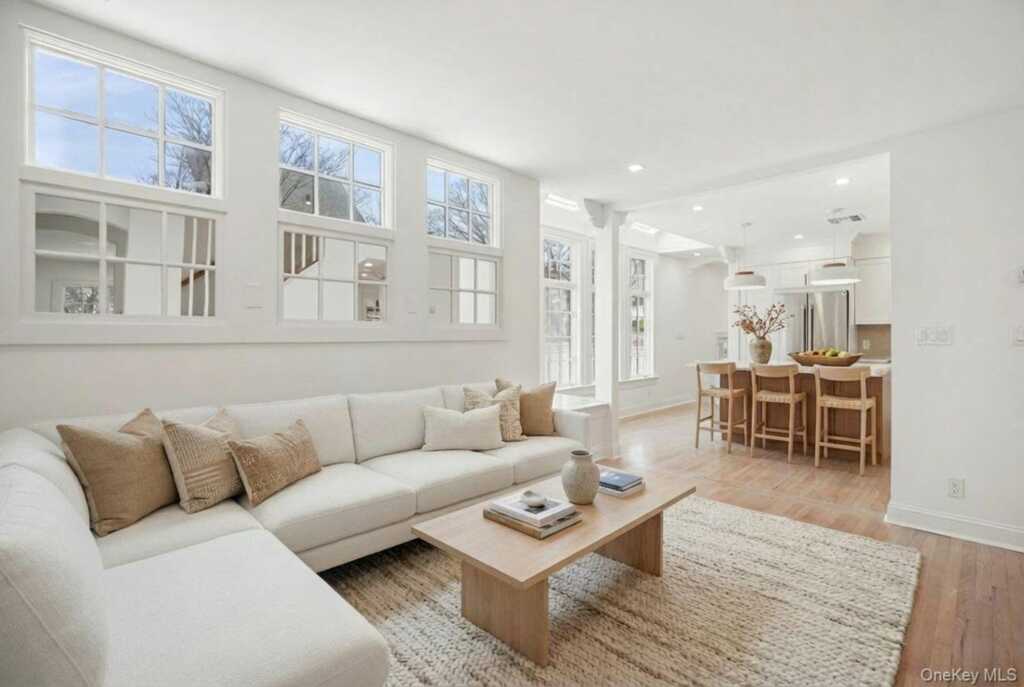 7 Fernwood Avenue, Rye, NY 10580 - Photo 3 of 25