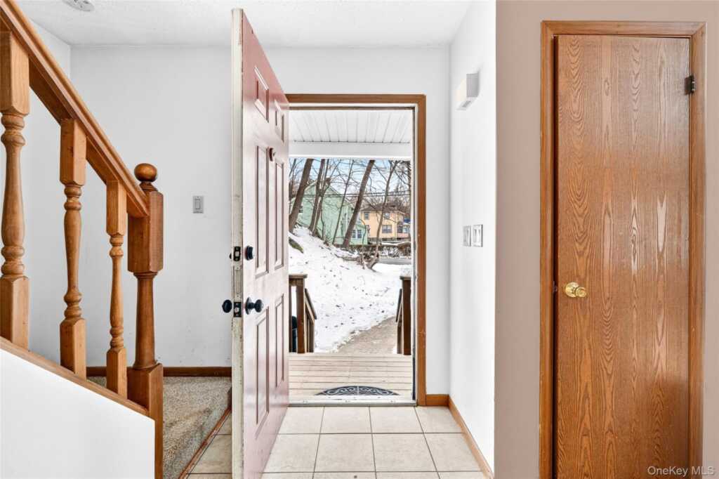 2 Wayne Avenue, Stony Point, NY 10980 - Photo 4 of 38