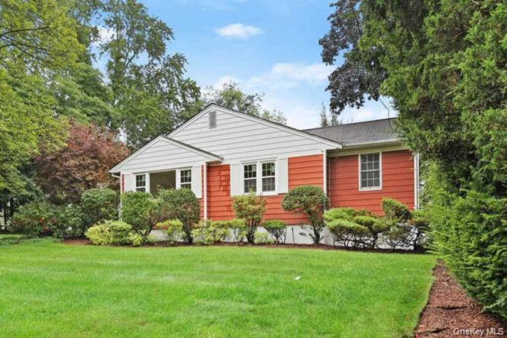 93 Seton Drive, New Rochelle, NY 10804 - Photo 23 of 31