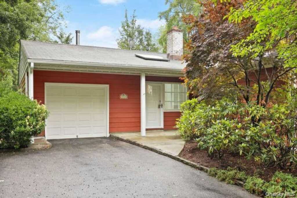 93 Seton Drive, New Rochelle, NY 10804 - Photo 25 of 31