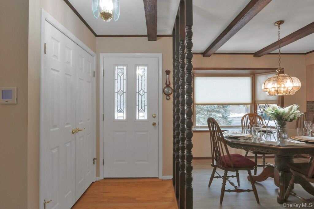 2 Milich Lane, New City, NY 10956 - Photo 4 of 35