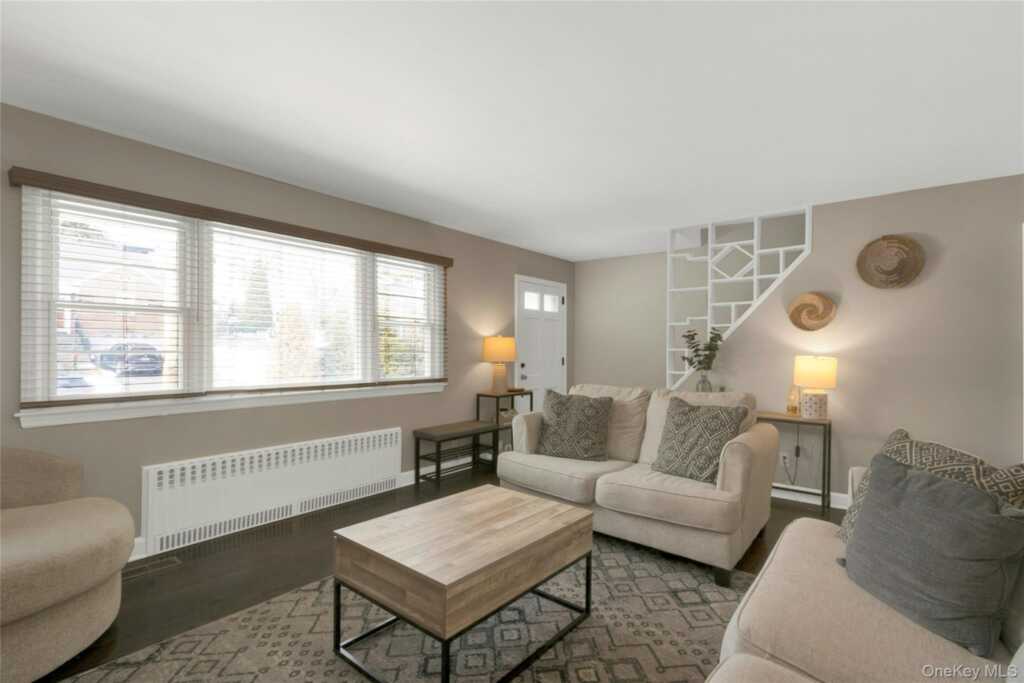 59 Sylvan Road, Rye, NY 10573 - Photo 4 of 35