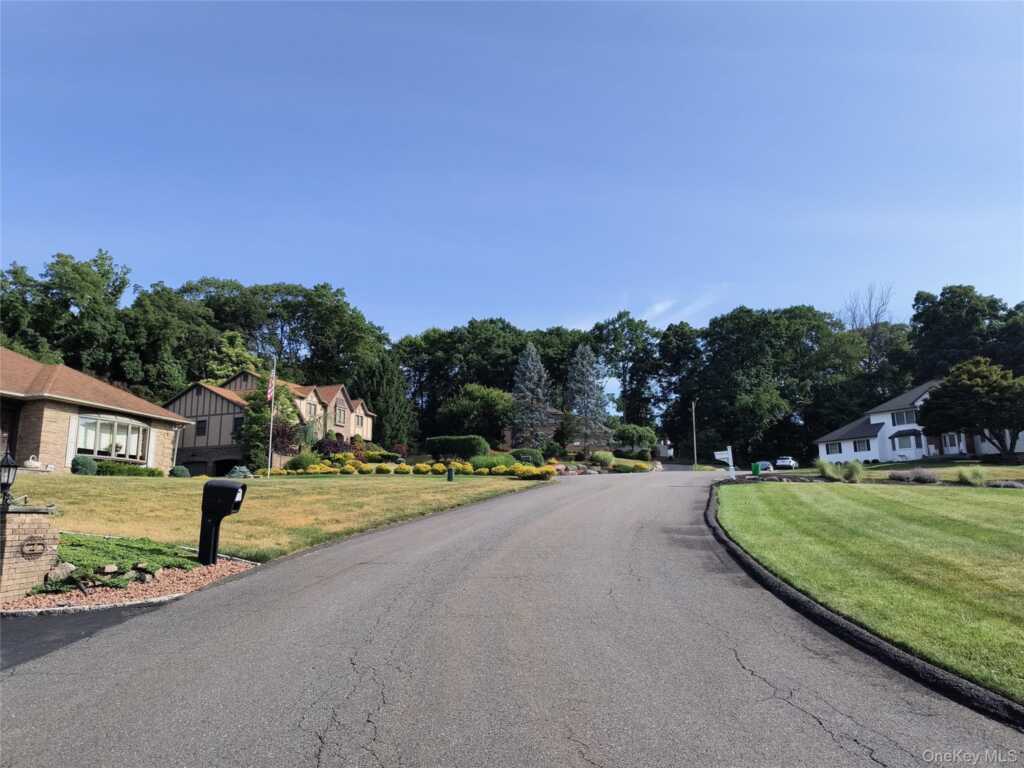 3 Lenni Lenape Court, Stony Point, NY 10980 - Photo 14 of 34