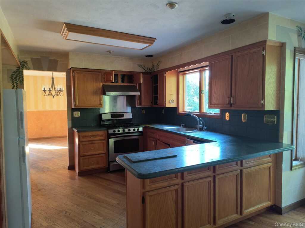 3 Lenni Lenape Court, Stony Point, NY 10980 - Photo 23 of 34