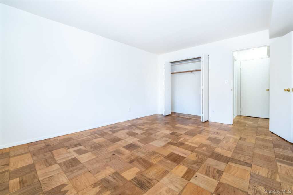 125 Lake Street, Unit #10-M North, White Plains, NY 10604 - Photo 7 of 10