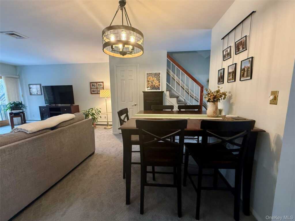 120 Brush Hollow Crescent, Rye, NY 10573 - Photo 6 of 19