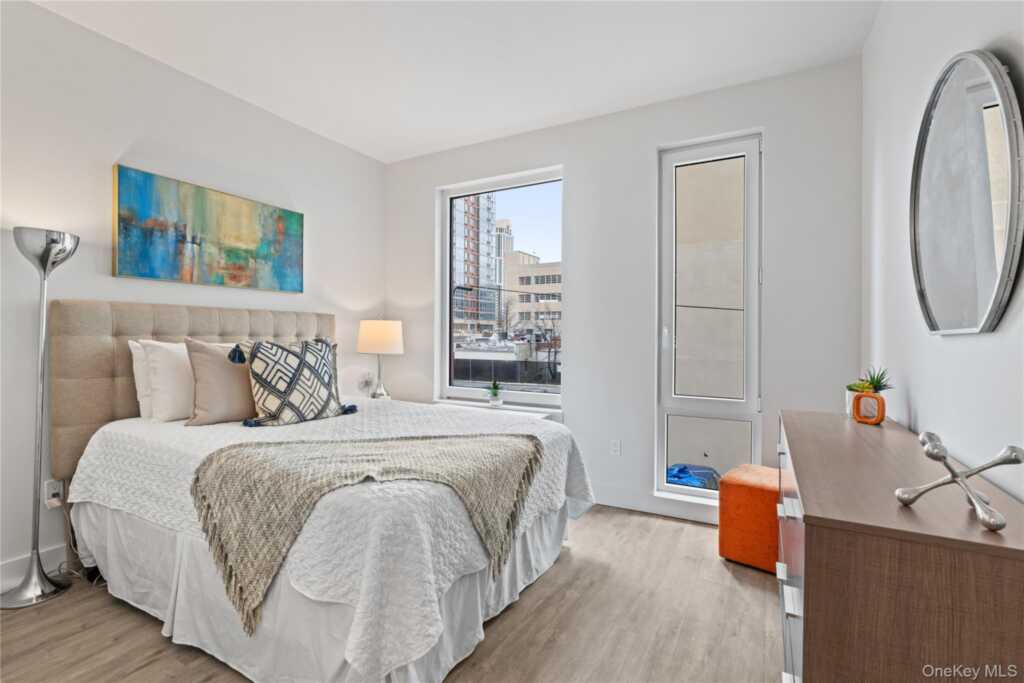 40 Westchester Place, Unit #203, New Rochelle, NY 10801 - Photo 6 of 8