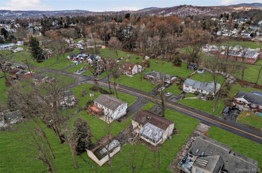 122 Jay Street, Stony Point, NY 10980 - Photo 36 of 41