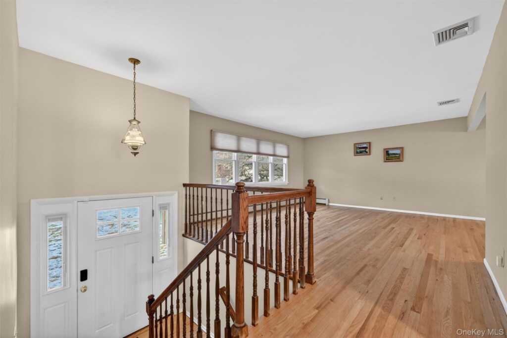 122 Jay Street, Stony Point, NY 10980 - Photo 5 of 41