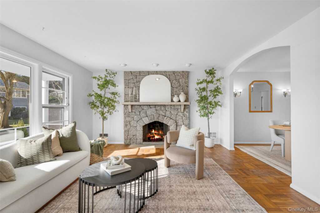 226 Guion Drive, Rye, NY 10543 - Photo 10 of 49