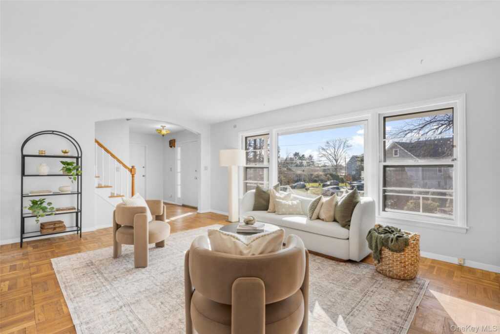 226 Guion Drive, Rye, NY 10543 - Photo 12 of 49