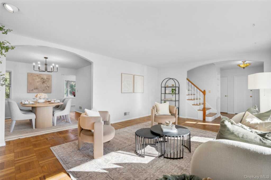 226 Guion Drive, Rye, NY 10543 - Photo 13 of 49