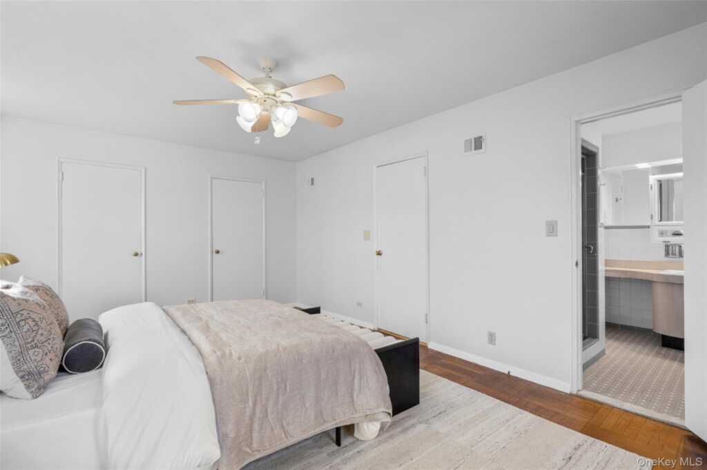 226 Guion Drive, Rye, NY 10543 - Photo 28 of 49