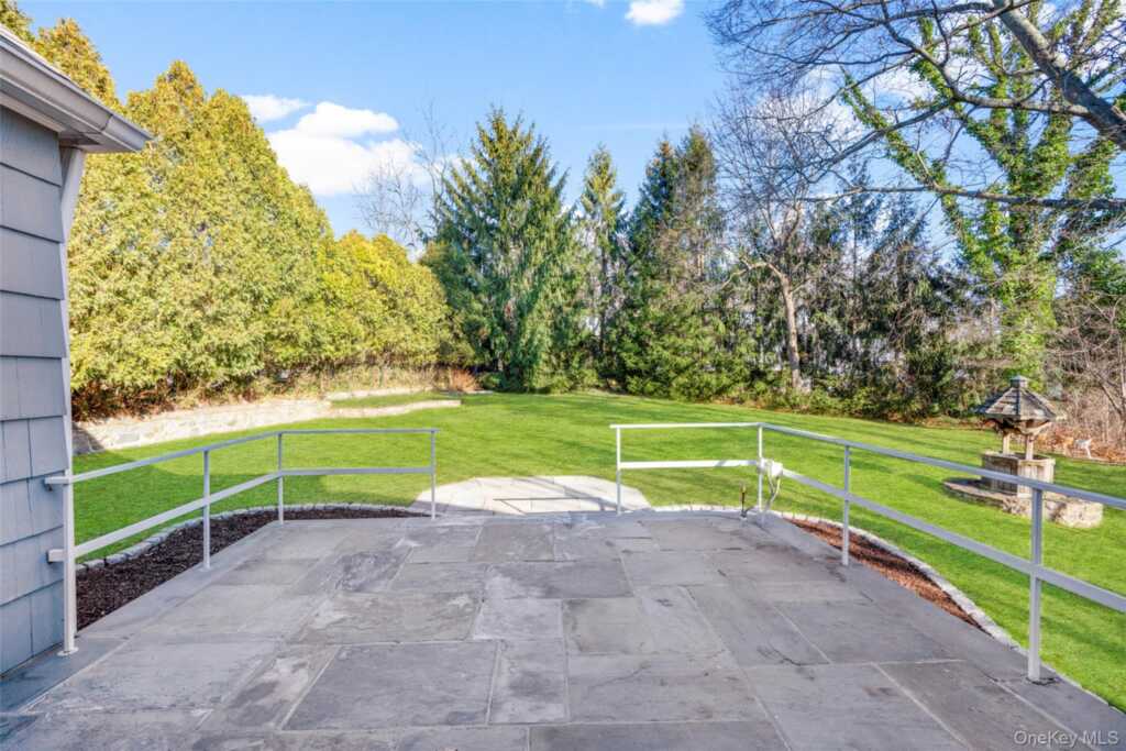 226 Guion Drive, Rye, NY 10543 - Photo 39 of 49