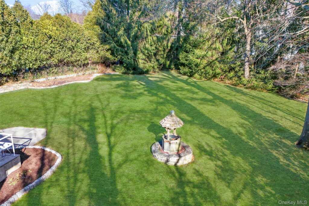 226 Guion Drive, Rye, NY 10543 - Photo 40 of 49