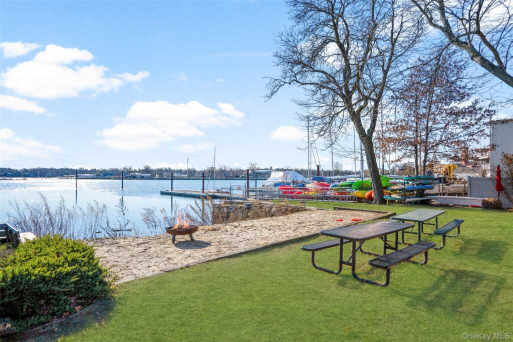 226 Guion Drive, Rye, NY 10543 - Photo 41 of 49