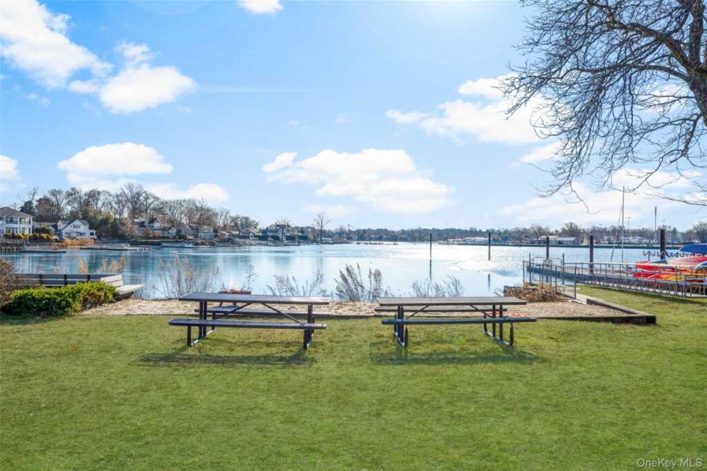 226 Guion Drive, Rye, NY 10543 - Photo 43 of 49