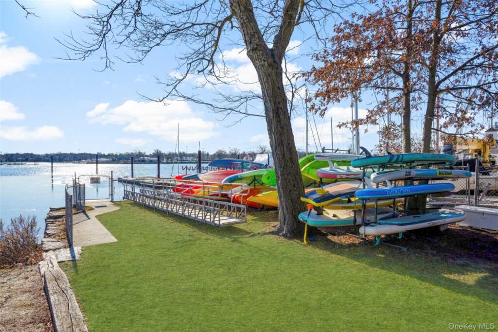 226 Guion Drive, Rye, NY 10543 - Photo 46 of 49