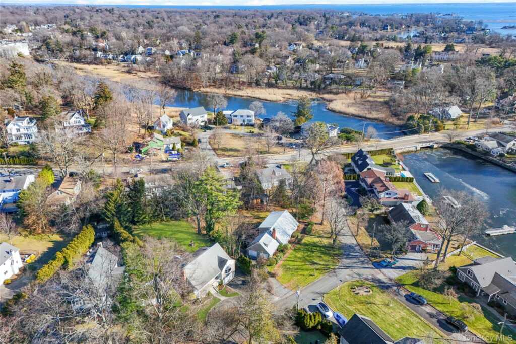 226 Guion Drive, Rye, NY 10543 - Photo 48 of 49