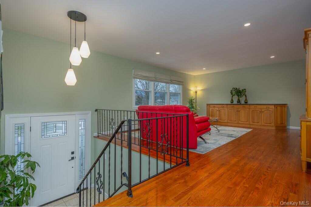 17 Termakay Drive, New City, NY 10956 - Photo 7 of 27