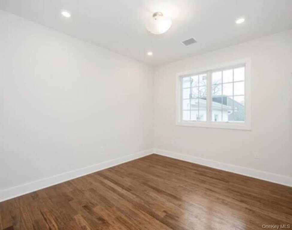 142 Maple Avenue, Rye, NY 10580 - Photo 6 of 8