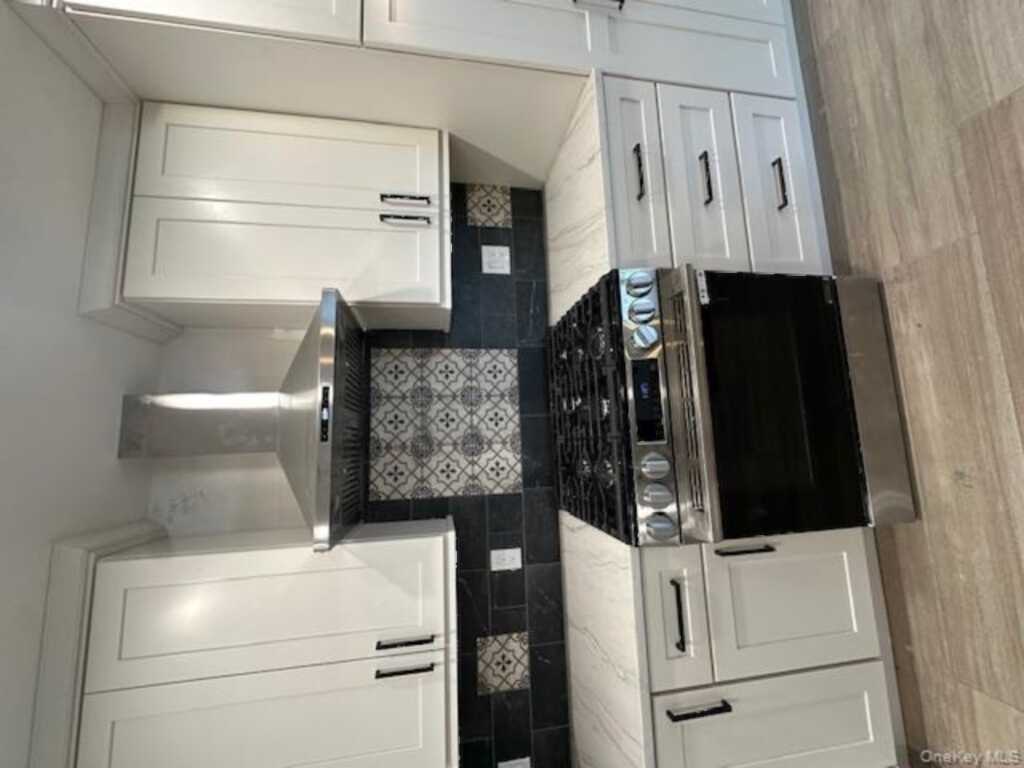 74 Beach Road, Stony Point, NY 10980 - Photo 14 of 39